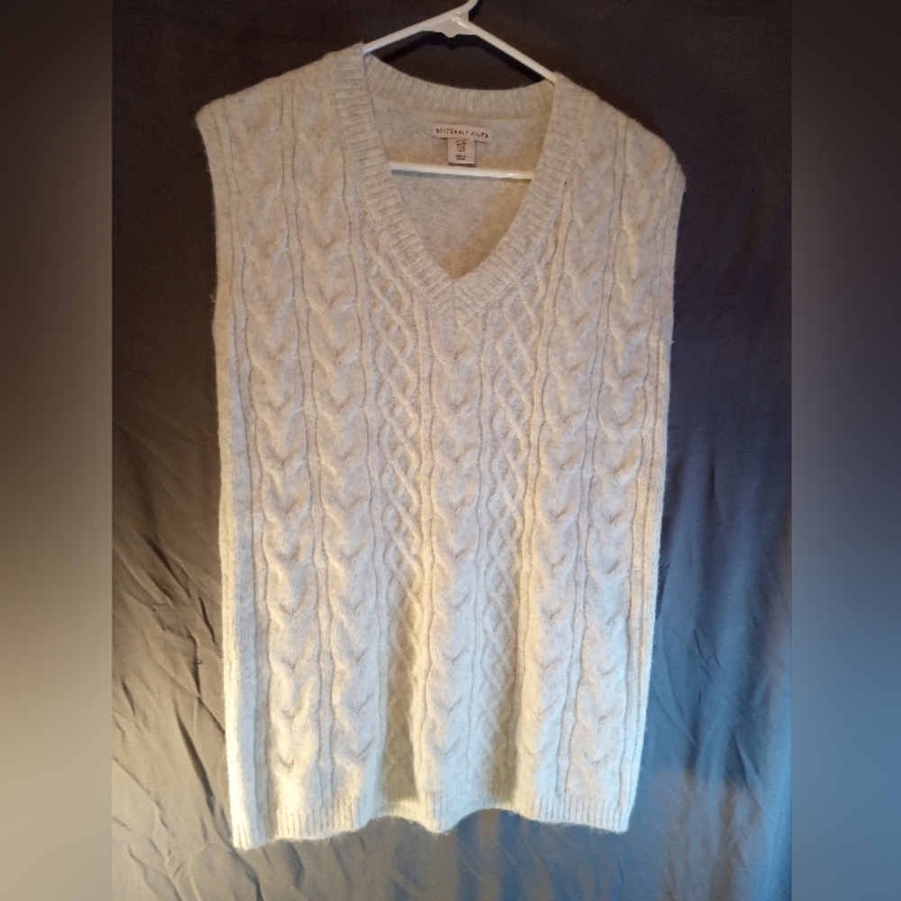 Sincerely Jules Women's Cable Knit Sweater Vest